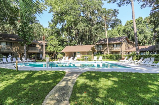 21 Haul Away Apt 15, Hilton Head Island, SC 29928