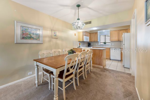 21 Haul Away Apt 15, Hilton Head Island, SC 29928