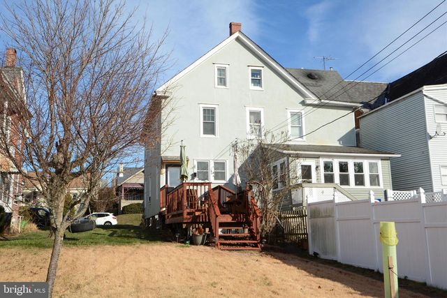 206 CHERRY ST, East Greenville, PA 18041