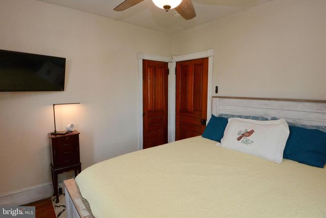 206 CHERRY ST, East Greenville, PA 18041