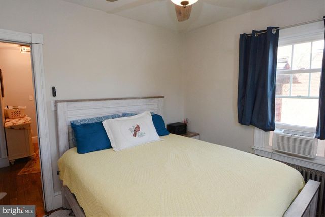 206 CHERRY ST, East Greenville, PA 18041