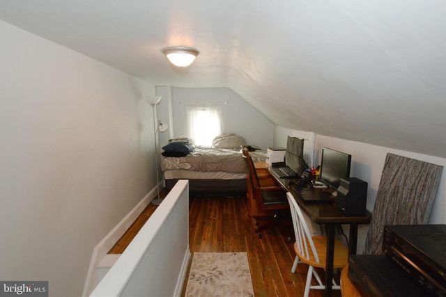 206 CHERRY ST, East Greenville, PA 18041