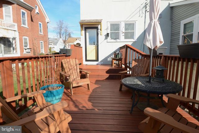 206 CHERRY ST, East Greenville, PA 18041