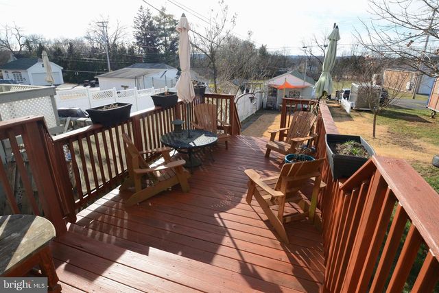 206 CHERRY ST, East Greenville, PA 18041