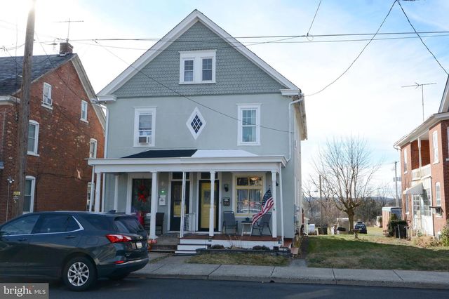 206 CHERRY ST, East Greenville, PA 18041