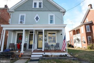 206 CHERRY ST, East Greenville, PA 18041