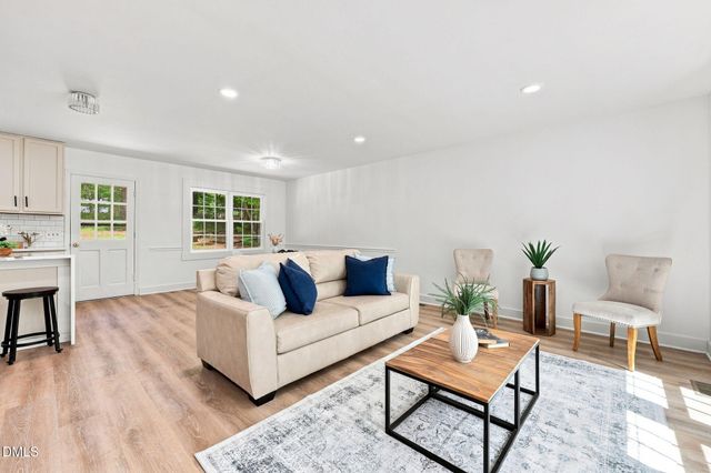 507 Sussex Avenue, Sanford, NC 27330