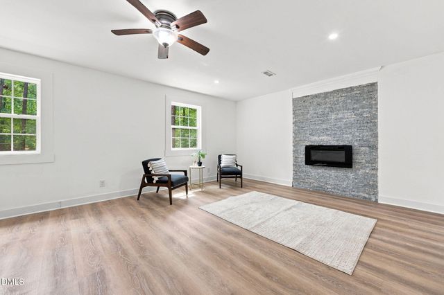 507 Sussex Avenue, Sanford, NC 27330