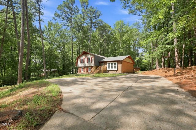 507 Sussex Avenue, Sanford, NC 27330