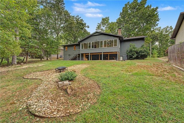 34 Mayfair Drive, Bella Vista, AR 72715