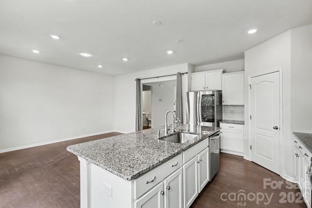 15124 Holly Run Lane, Charlotte, NC 28277