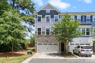 15124 Holly Run Lane, Charlotte, NC 28277
