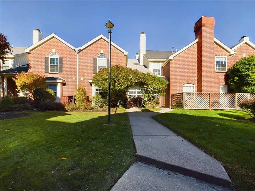 626 Smithfield Road 909, North Providence, RI 02904