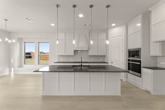 4617 Nomad Drive, Midlothian, TX 76065