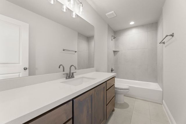 4617 Nomad Drive, Midlothian, TX 76065