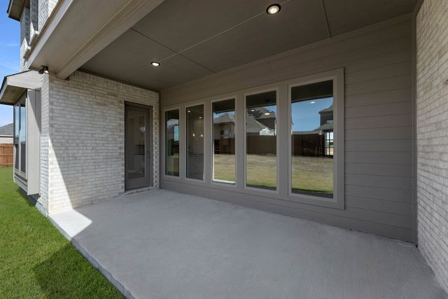 4617 Nomad Drive, Midlothian, TX 76065