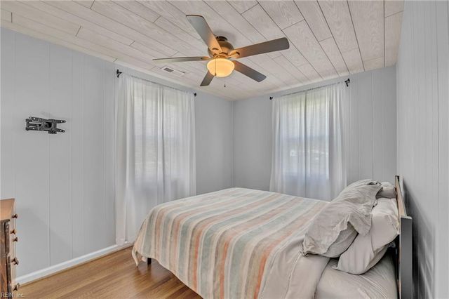 710 James DR, Newport News, VA 23605