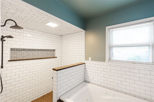 1500 W 10th Street, Mcgregor, TX 76657