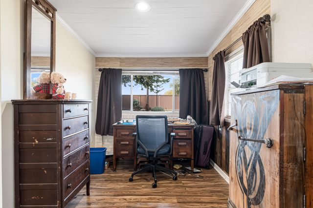 1500 W 10th Street, Mcgregor, TX 76657