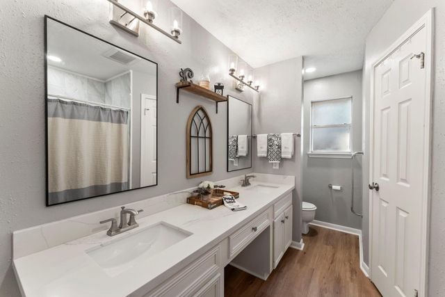 43 Country Forest Court, The Woodlands, TX 77380