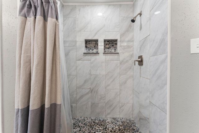 43 Country Forest Court, The Woodlands, TX 77380