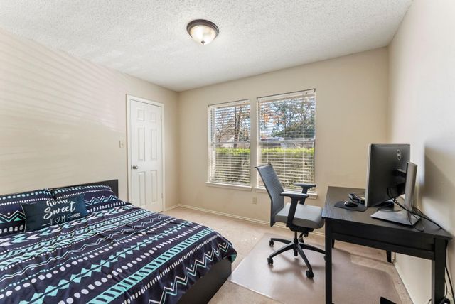 43 Country Forest Court, The Woodlands, TX 77380