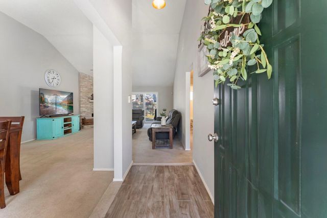 43 Country Forest Court, The Woodlands, TX 77380