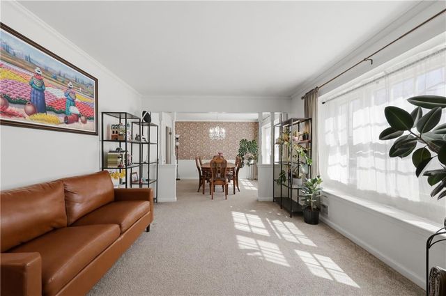 8108 W 72nd Street, Overland Park, KS 66204