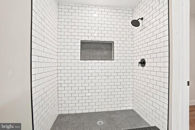 1724 S 4TH ST, Philadelphia, PA 19148
