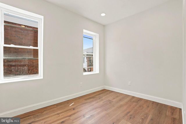 1724 S 4TH ST, Philadelphia, PA 19148