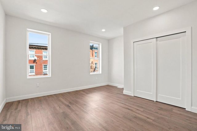1724 S 4TH ST, Philadelphia, PA 19148