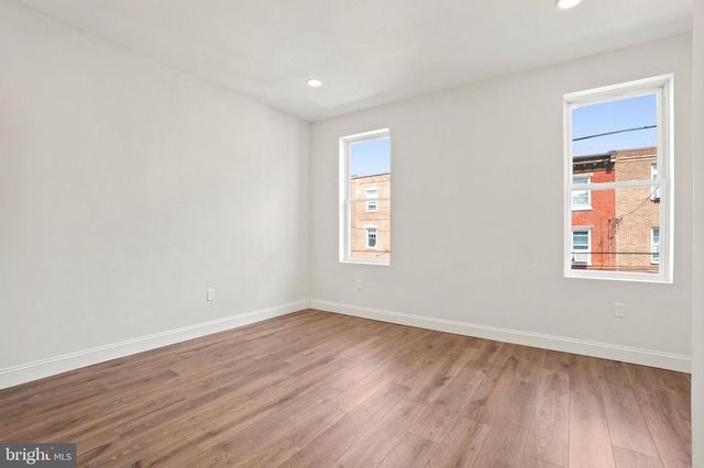1724 S 4TH ST, Philadelphia, PA 19148
