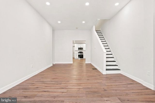 1724 S 4TH ST, Philadelphia, PA 19148