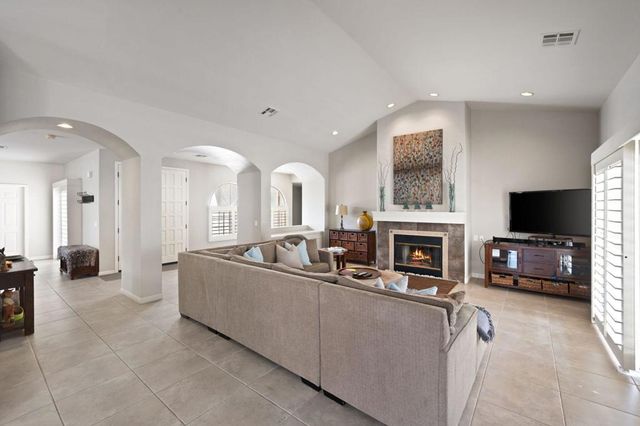 109 Chelsea Circle, Palm Desert, CA 92260