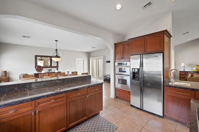 109 Chelsea Circle, Palm Desert, CA 92260