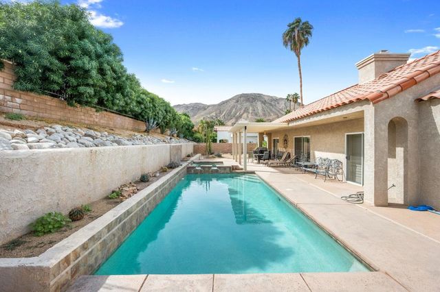 109 Chelsea Circle, Palm Desert, CA 92260