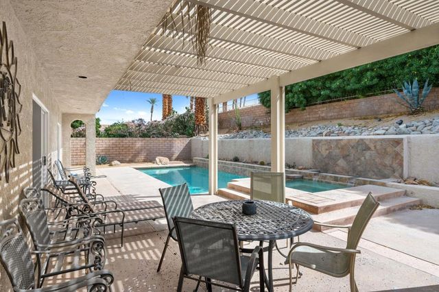 109 Chelsea Circle, Palm Desert, CA 92260