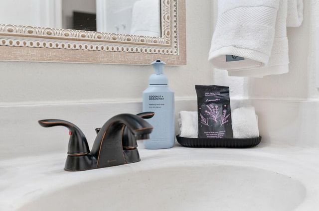 35 Mocking Jay Lane 111, Kimberling City, MO 65686