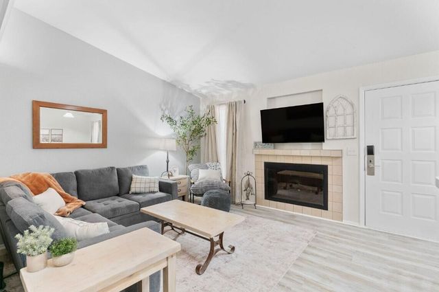 35 Mocking Jay Lane 111, Kimberling City, MO 65686