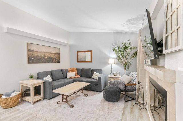 35 Mocking Jay Lane 111, Kimberling City, MO 65686