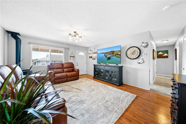 494 S Whipple Street, Fort Bragg, CA 95437