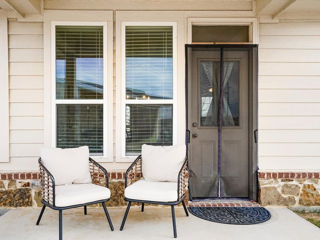 173 Meadow Vista Drive, Rhome, TX 76078