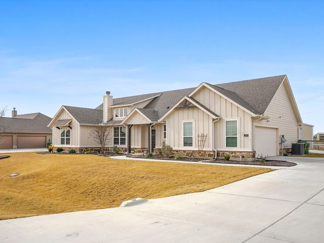 173 Meadow Vista Drive, Rhome, TX 76078