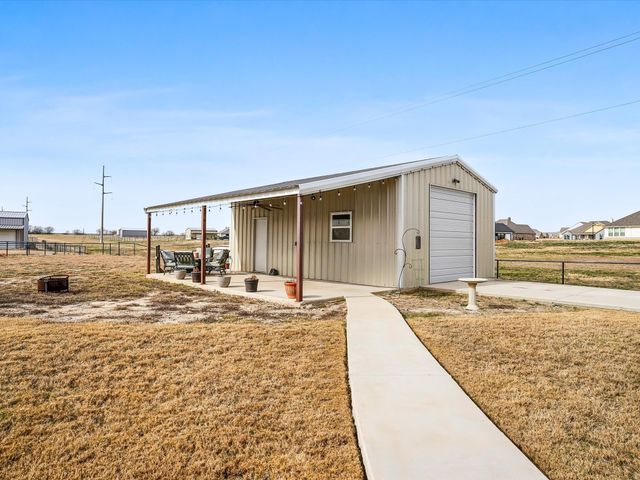 173 Meadow Vista Drive, Rhome, TX 76078