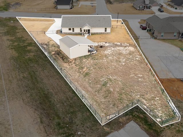 173 Meadow Vista Drive, Rhome, TX 76078