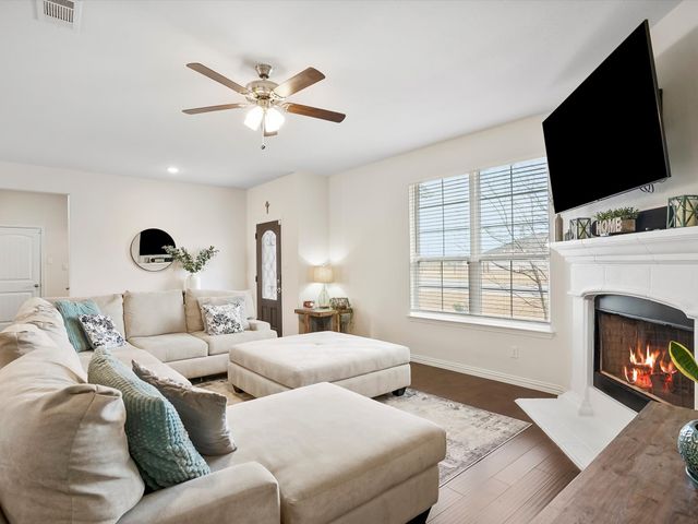 173 Meadow Vista Drive, Rhome, TX 76078