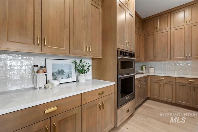 10764 W Barnbougle Ln, Kuna, ID 83634