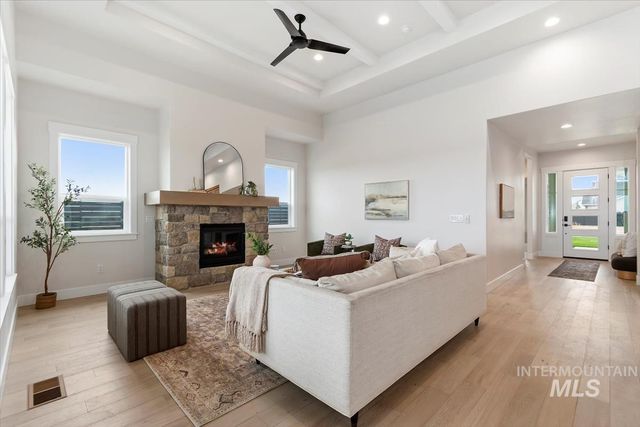 10764 W Barnbougle Ln, Kuna, ID 83634