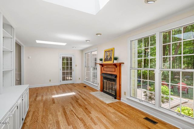 2 Foxridge Road, Chapel Hill, NC 27514