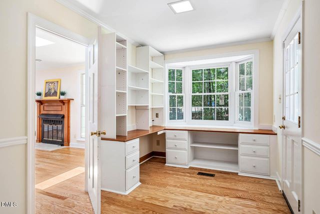 2 Foxridge Road, Chapel Hill, NC 27514